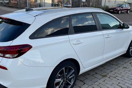 Hyundai i30 73.000 km 15.900 &euro; Pforzheim 75175