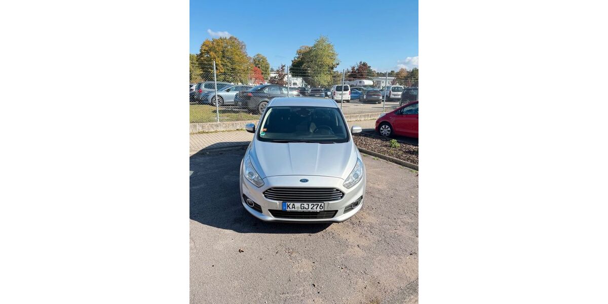 Ford S-Max 194.000 km 8.000 &euro; Karlsruhe 76189