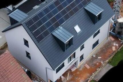 4-Zimmer Wohnung Neubau Erstbezug inkl. Einbauküche u. Stellplatz zimmer