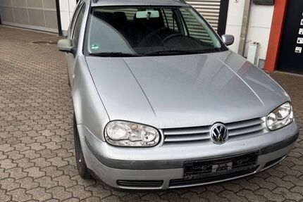 VW Golf 357.000 km 2.200 &euro; Bruchsal 76646