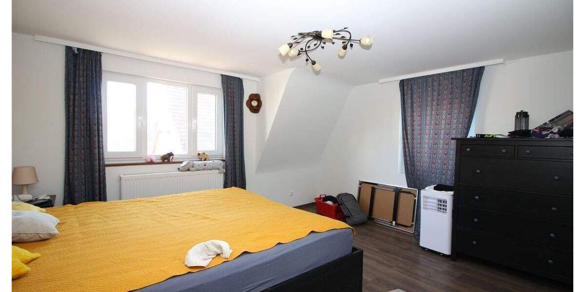 Doppelhaushälfte Mühlacker Mühlhausen - 7 Zimmer, 180 m&sup2;, 245.000&euro; | Angebot:25740380
