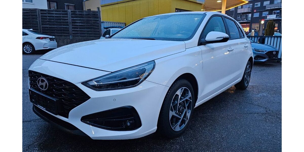 Hyundai i30 26.976 km 19.950 &euro; Leonberg 71229