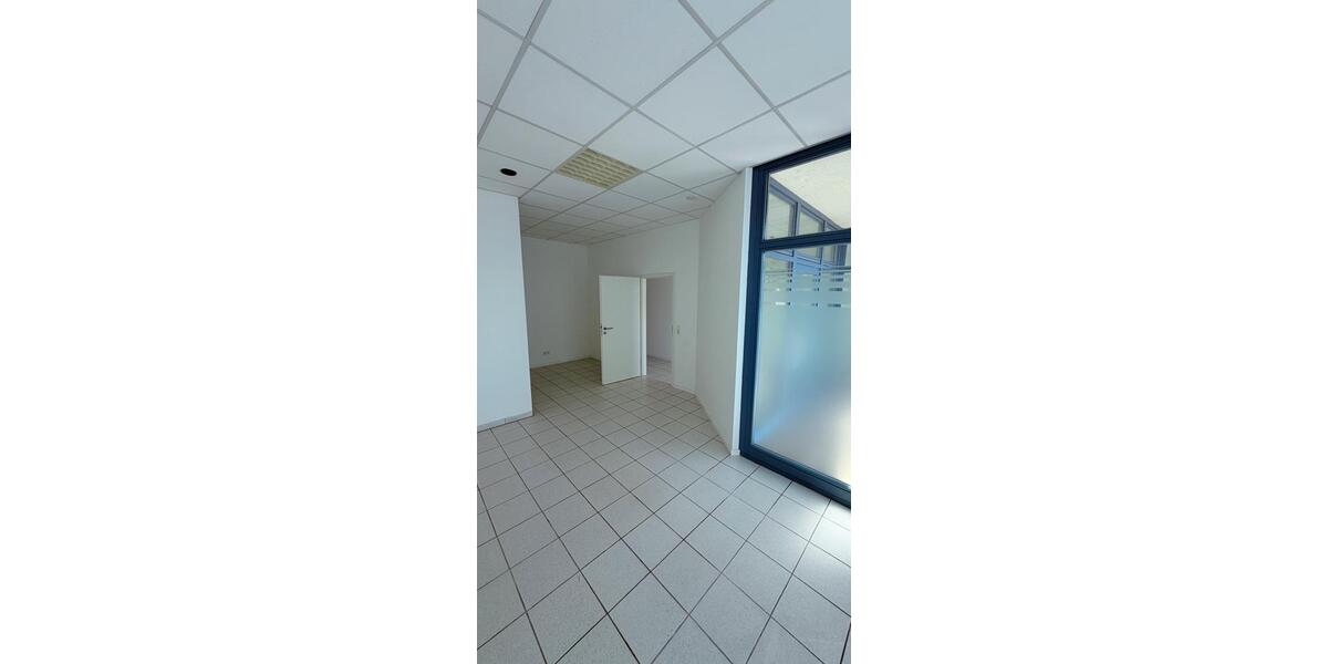 Gewerbeobjekt Pfinztal - 700&euro; | Angebot:26469995