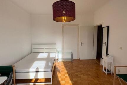 Wohnung Karlsruhe Innenstadt-Ost - 4 Zimmer, 13 m&sup2;, 410&euro; | Angebot:25022173