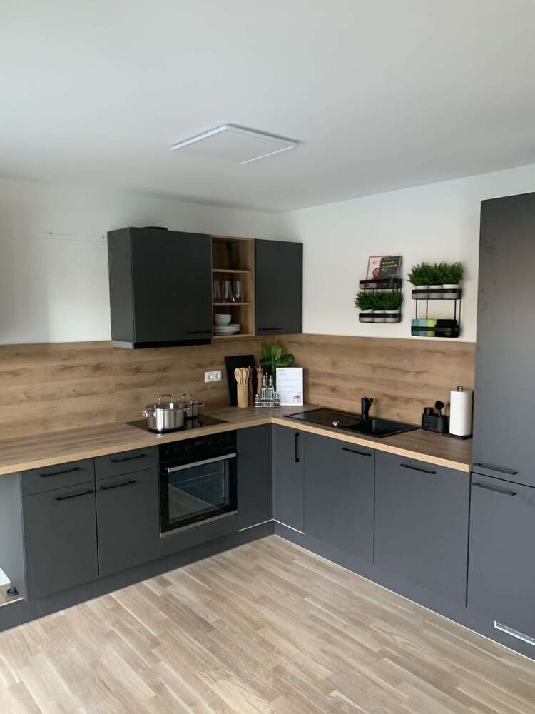 Wohnung zum Kaufen in Karlsruhe 451.830 € 76.2 m²