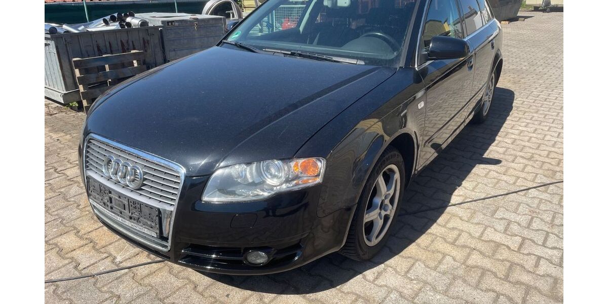 Audi A4 290.000 km 1.650 &euro; Bruchsal 76646
