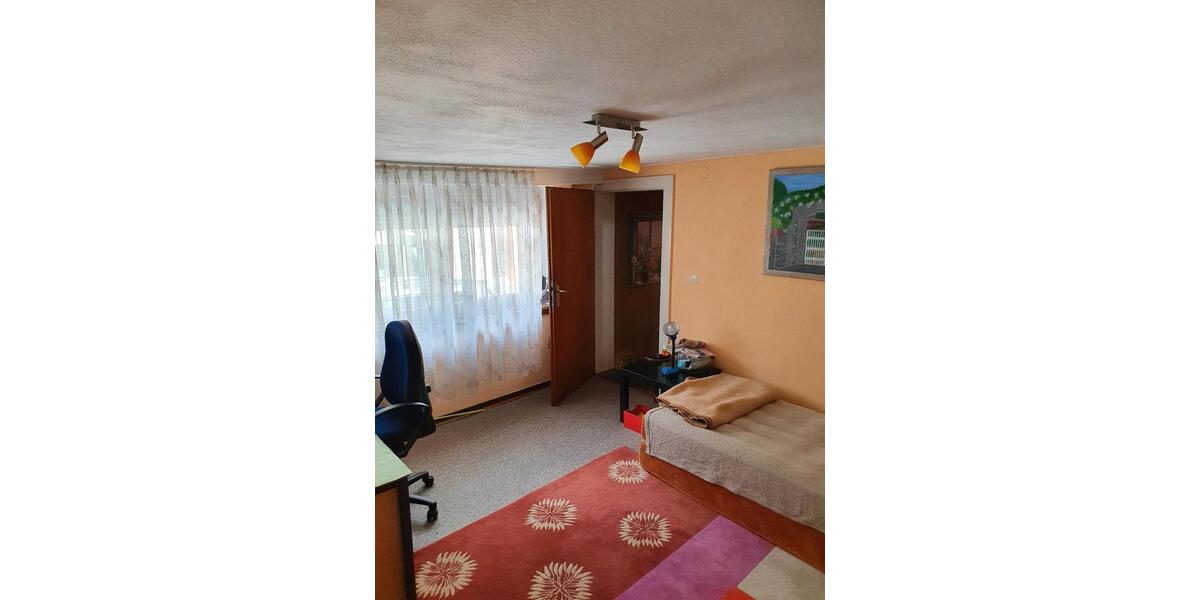 Etagenwohnung Stutensee - 4 Zimmer, 102 m&sup2;, 1.495&euro; | Angebot:26320973