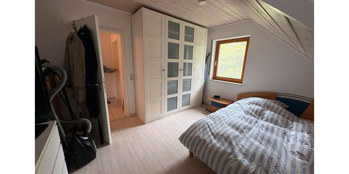 Dachgeschoßwohnung Karlsbad - 3.5 Zimmer, 95 m&sup2;, 299.000&euro; | Angebot:27243203