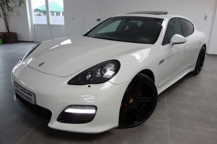 Porsche Panamera 181.000 km 24.950 &euro; Mühlacker 75417