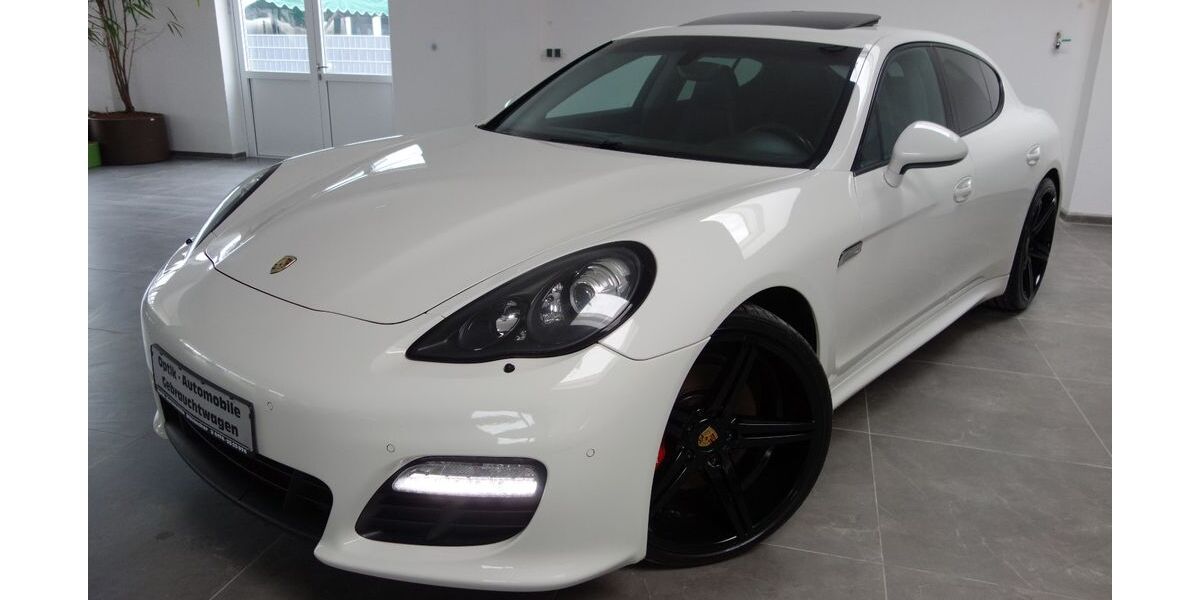Porsche Panamera 181.000 km 24.950 &euro; Mühlacker 75417