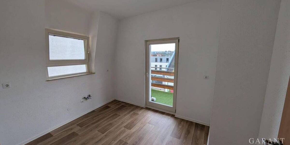 Etagenwohnung Pforzheim Brötzingen - 3 Zimmer, 81 m&sup2;, 185.000&euro; | Angebot:26207458