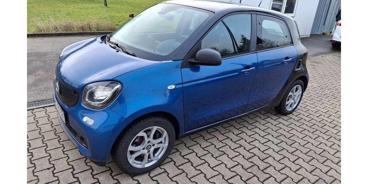 Smart ForFour 57.900 km 6.950 € Sindelfingen 71069