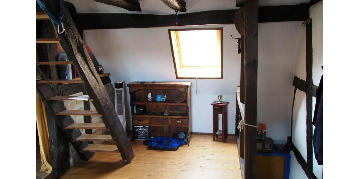 Einfamilienhaus Oberderdingen - 9 Zimmer, 125 m&sup2;, 335.000&euro; | Angebot:25142460