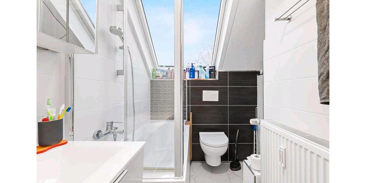 Traumwohnung 3,5 Zi. Zentrumsnah am Fluss mit schöner Weitsicht 3.5 zimmer