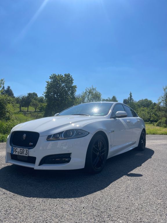 Jaguar XF 185.000 km 13.250 € Pforzheim 75173