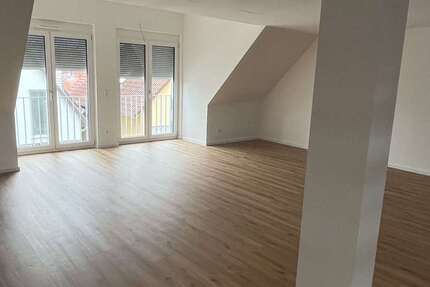 Wohnung Markgröningen - 4 Zimmer, 136 m&sup2;, 1.690&euro; | Angebot:26480237