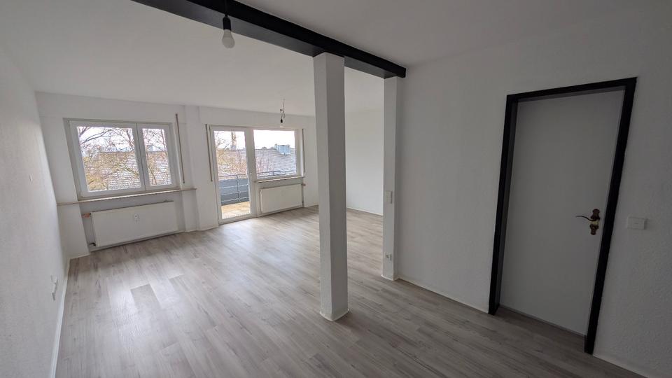 Etagenwohnung Sindelfingen Darmsheim - 2.5 Zimmer, 66 m&sup2;, 980&euro; | Angebot:25537856