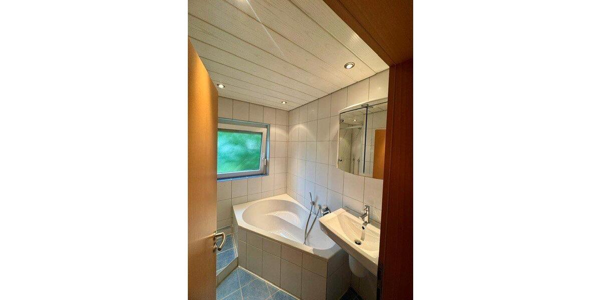 Hochparterre Leonberg - 4 Zimmer, 82 m&sup2;, 299.000&euro; | Angebot:26834050