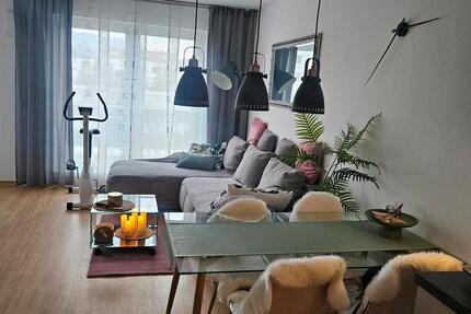 Hochwertig möblierte 2-Zimmer-Mietwohnung inkl. Balkon in 76571 2 zimmer