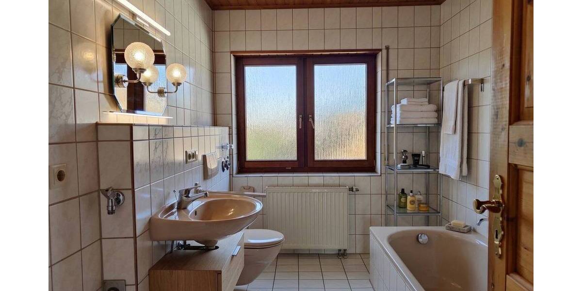 Etagenwohnung Karlsruhe Grötzingen - 3 Zimmer, 100 m&sup2;, 1.485&euro; | Angebot:26541317