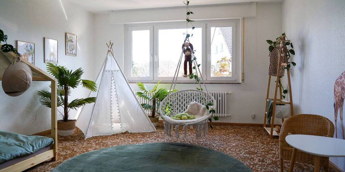 Mehrfamilienhaus, Wohnhaus Engelsbrand Grunbach - 7 Zimmer, 212 m&sup2;, 445.000&euro; | Angebot:25909412