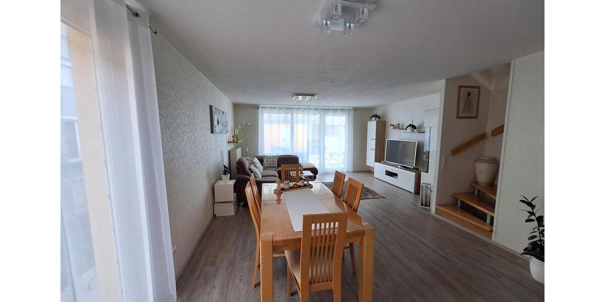 Reihenhaus Niefern-Öschelbronn Öschelbronn - 4.5 Zimmer, 127 m&sup2;, 569.000&euro; | Angebot:26085972