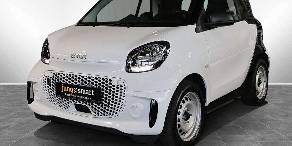 Smart forTwo 13.460 km 10.670 &euro; Karlsruhe 76185