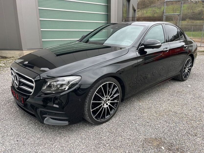 E 300