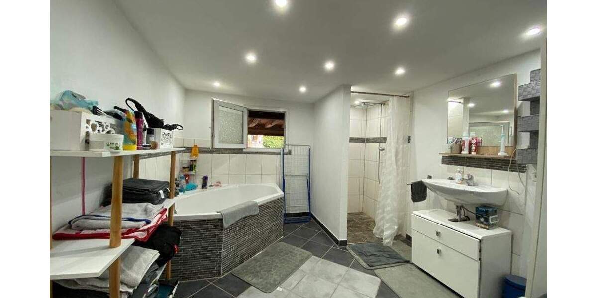 Mehrfamilienhaus, Wohnhaus Neuenbürg / Arnbach Arnbach - 6 Zimmer, 141 m&sup2;, 399.000&euro; | Angebot:25734499