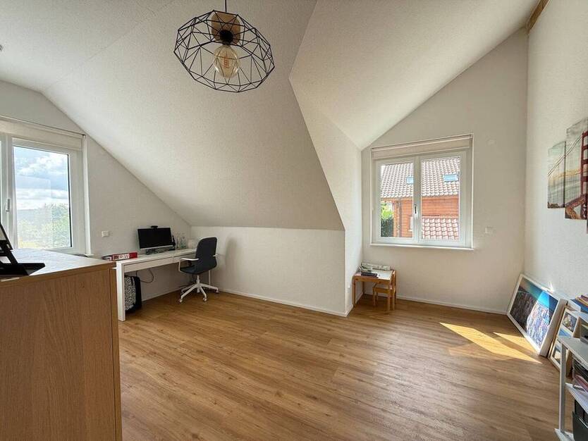 Wimsheim: Wunderschönes Einfamilienhaus mit viel Platz - ideal für Familien