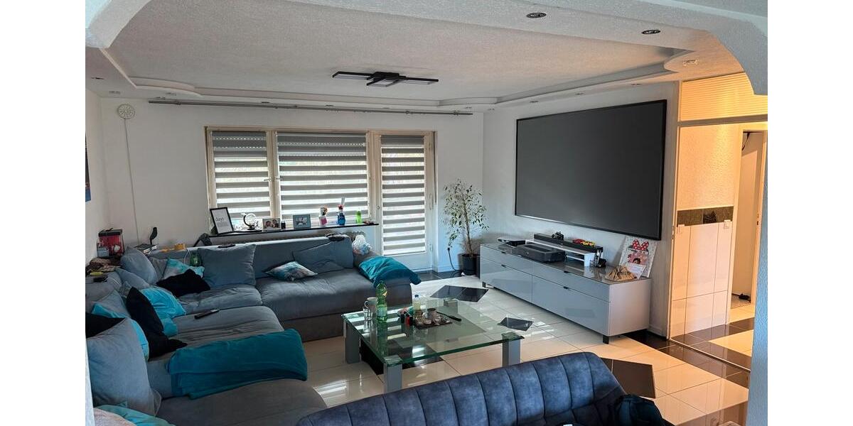 Zweifamilienhaus in Großvillars 10 zimmer