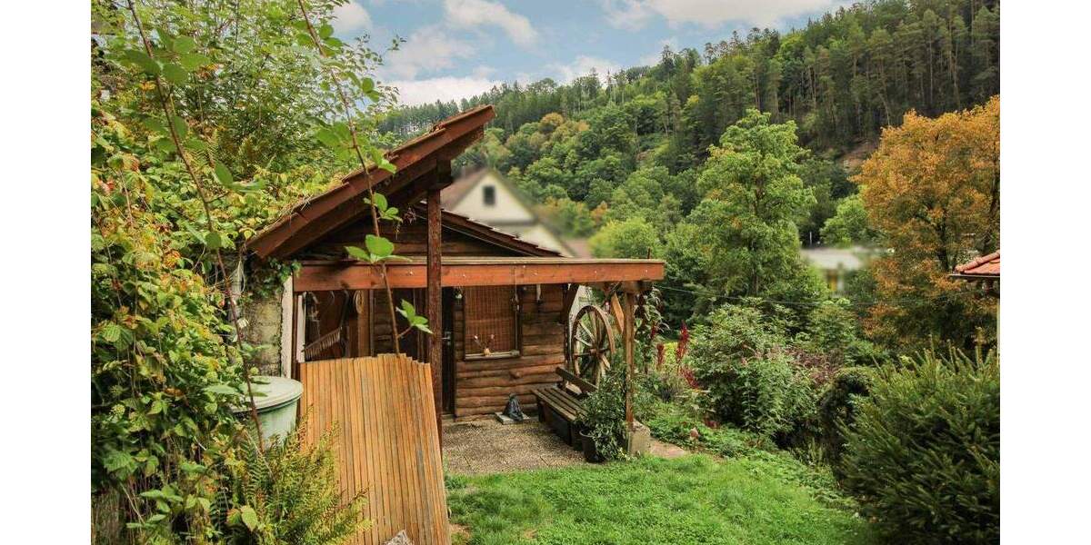 Einfamilienhaus Calw - 7 Zimmer, 329.000&euro; | Angebot:25781146