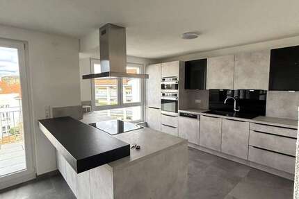 Wohnung zum Mieten in Sindelfingen 2.750 € 200 m² 5 zimmer