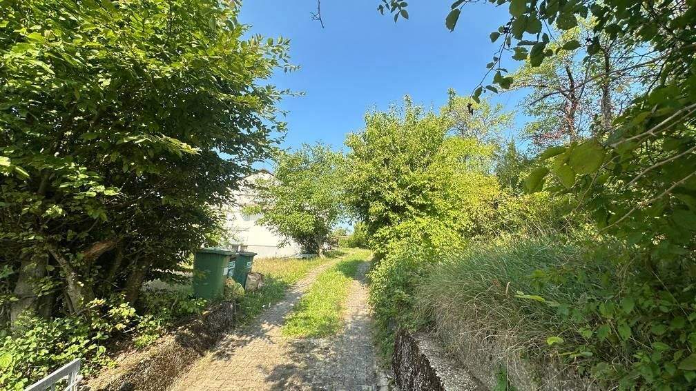 Mehrfamilienhaus, Wohnhaus Ostelsheim - 9 Zimmer, 210 m&sup2;, 750.000&euro; | Angebot:25737007