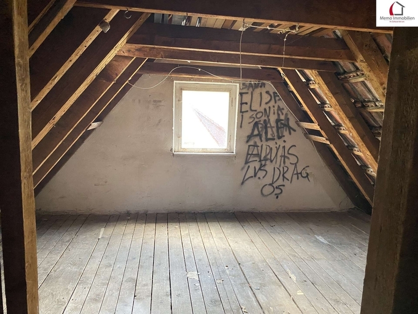 °°° INVESTIEREN IN DIE ZUKUNFT: DREIZimmerwohnung MIT AUSBAURESERVE IN ATTRAKTIVER LAGE °°°