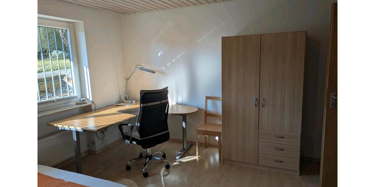 Etagenwohnung Ditzingen - 1 Zimmer, 25 m&sup2;, 400&euro; | Angebot:25791217