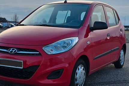 Hyundai i10 152.000 km 2.345 &euro; Neureut 76149