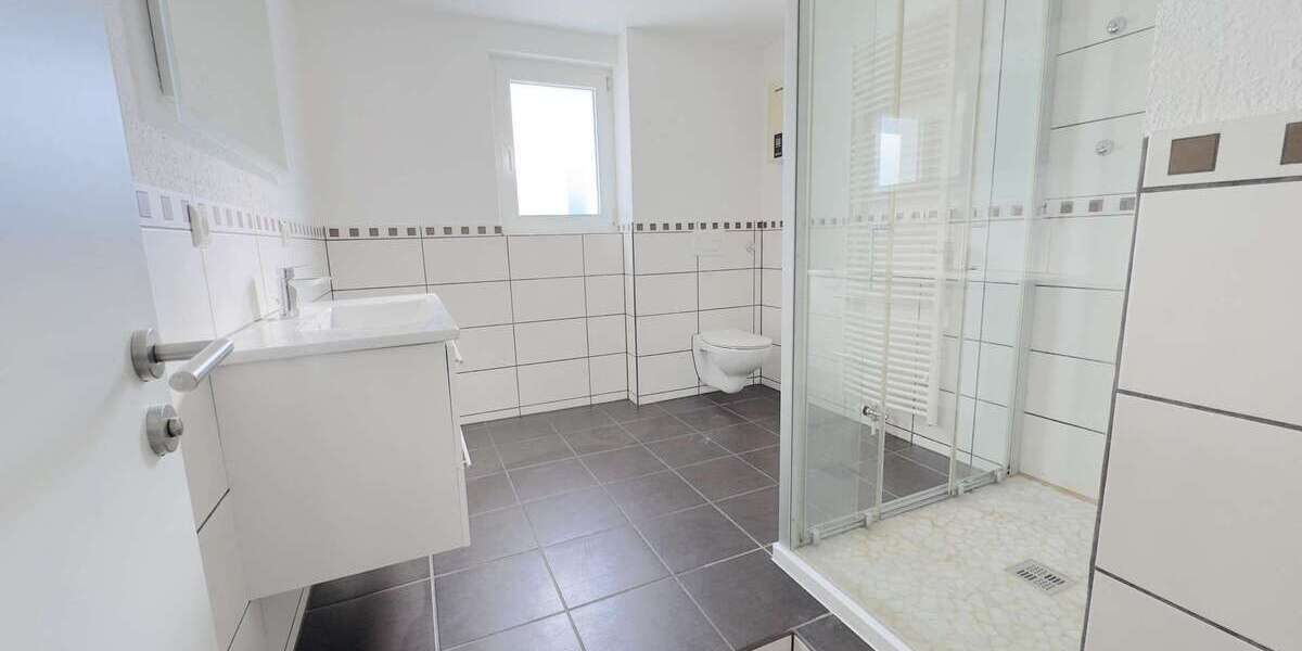 Etagenwohnung Pforzheim Nordstadt - 5 Zimmer, 126 m&sup2;, 1.320&euro; | Angebot:26242661