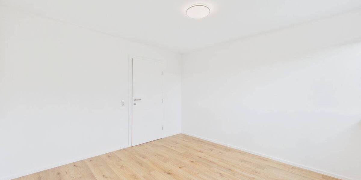 Mehrfamilienhaus, Wohnhaus Ditzingen Hirschlanden - 3 Zimmer, 299.000&euro; | Angebot:26750335