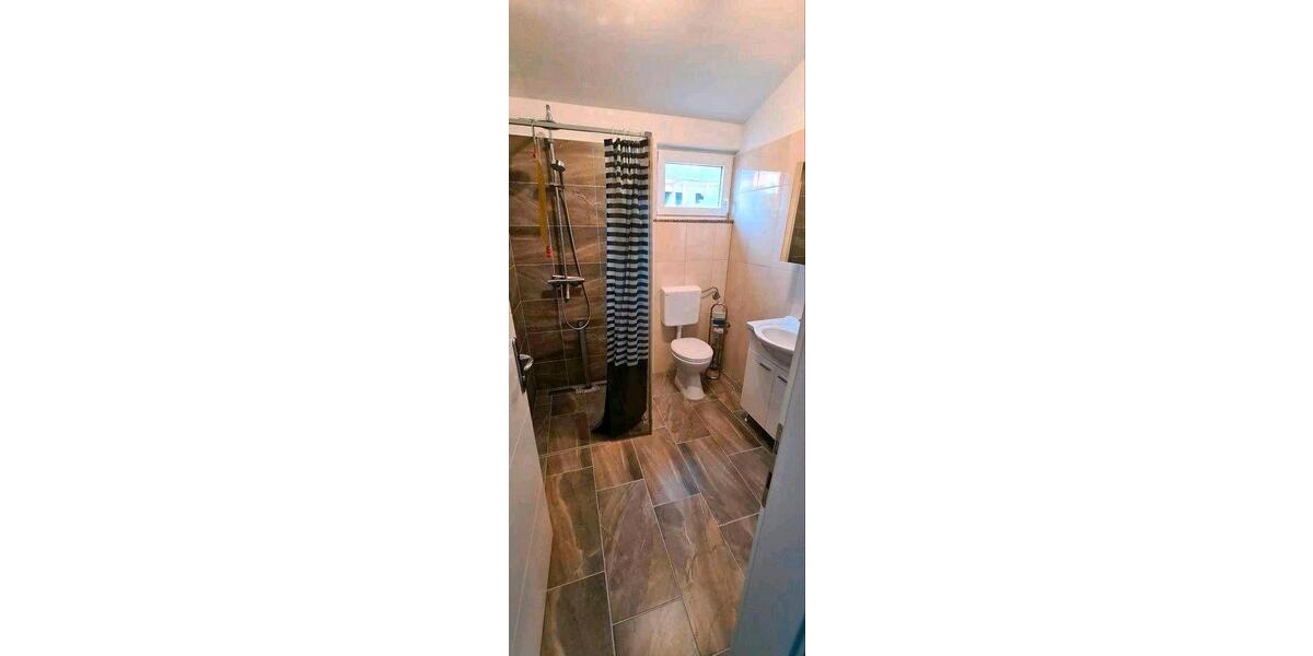 Einfamilienhaus Althengstett - 7 Zimmer, 220 m&sup2;, 399.000&euro; | Angebot:26835611