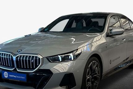 BMW i5 42.507 km 61.990 &euro; Karlsruhe 76227