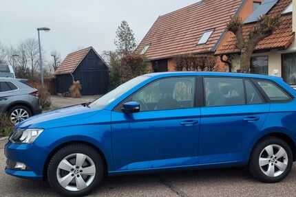 Skoda Fabia 103.500 km 9.450 &euro; Leonberg 71229