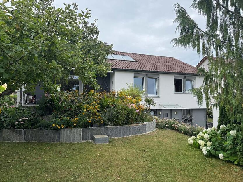 Stilvolles Einfamilienhaus mit Gartenidylle in Maichingen