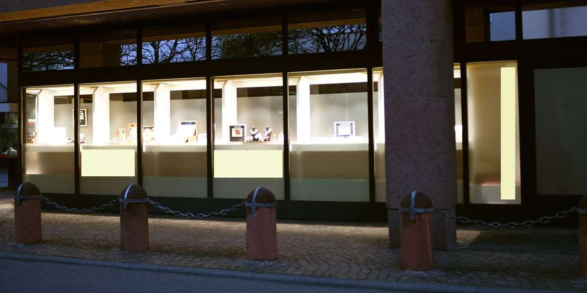 Einzelhandel in Gaggenau 239.000 € 60.99 m² zimmer