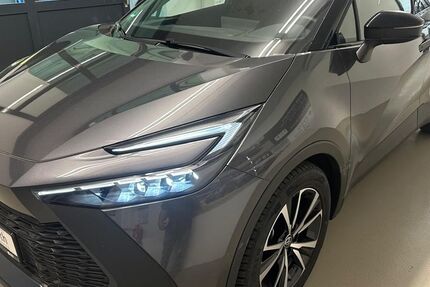 Toyota C-HR 9.781 km 25.490 &euro; LEONBERG 71229