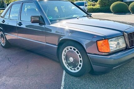 Mercedes-Benz 190 236.300 km 8.350 € Bietigheim bissingen 74321