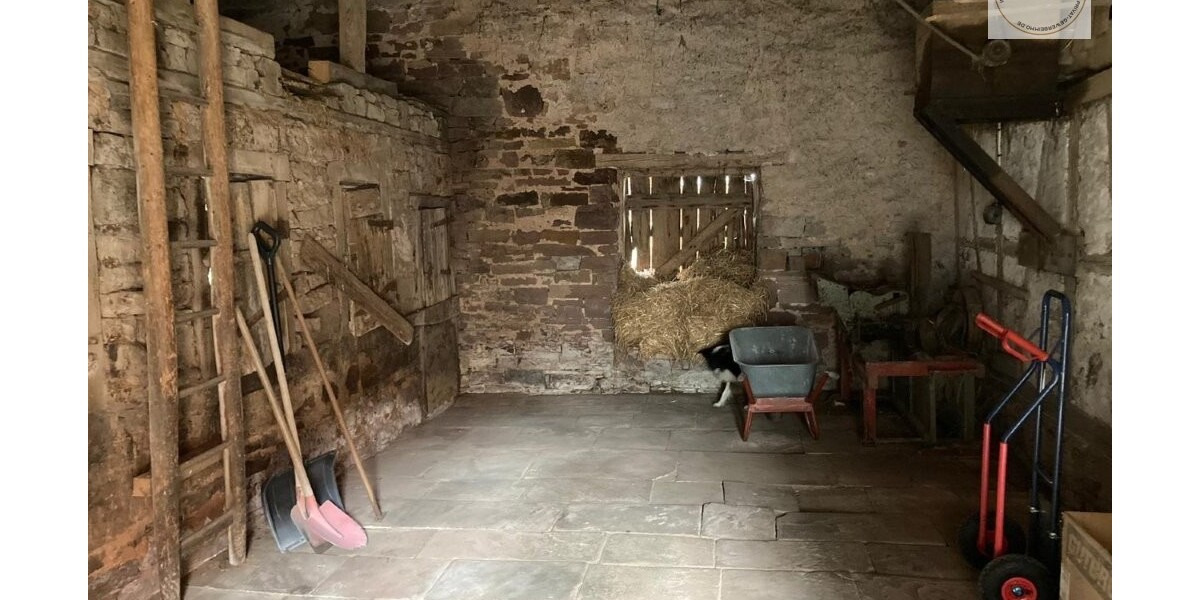 1 Familienhaus mit Potenzial und sehr großem Garten - Einfamilienhaus Straubenhardt Pfinzweiler | Angebot:26161018