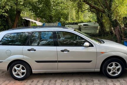 Ford Focus 118.090 km 1.950 &euro; Karlsruhe 76189