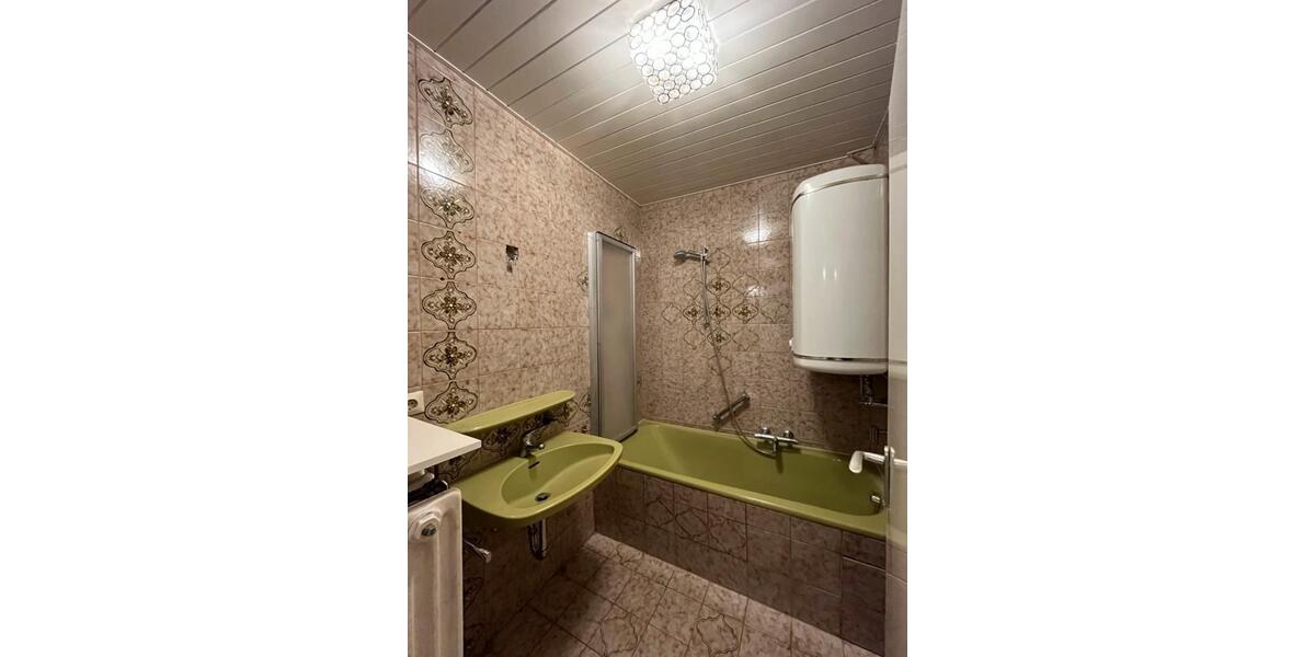 Etagenwohnung Karlsruhe Innenstadt-Ost - 3 Zimmer, 73 m&sup2;, 1.100&euro; | Angebot:24756251