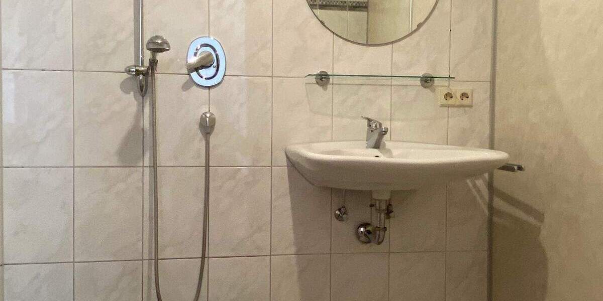 Mehrfamilienhaus, Wohnhaus Renningen Malmsheim - 9 Zimmer, 270 m&sup2;, 1.250.000&euro; | Angebot:25744677